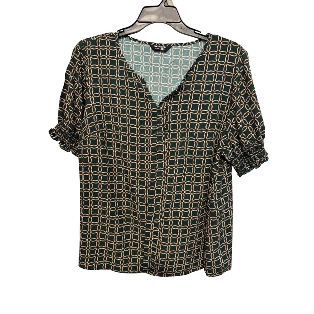 Bloomchic Dark Green Geometric Chain Link V-Neck Blouse Smocked Cuffs Size 18-20